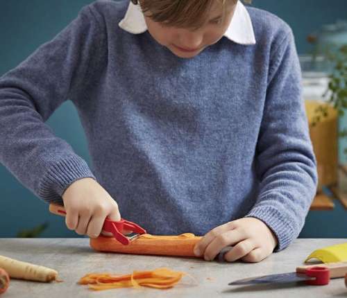 Le Petit Chef Peeler
